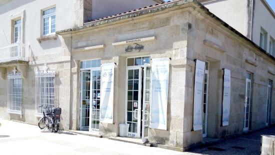 la Tienda Museo La Toja